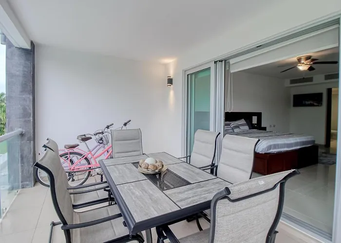 Mareazul 414 Sur * Playa del Carmen